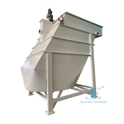 Sistema di chiarificazione a lamella ad elevata efficienza dei sedimenti per gli effluenti industriali