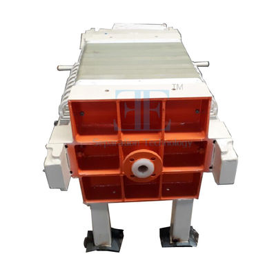 Più di 15 anni di vita utile e peso di funzionamento di 3200Kg Industrial Water Jet Cleaning Machine per clienti B2B